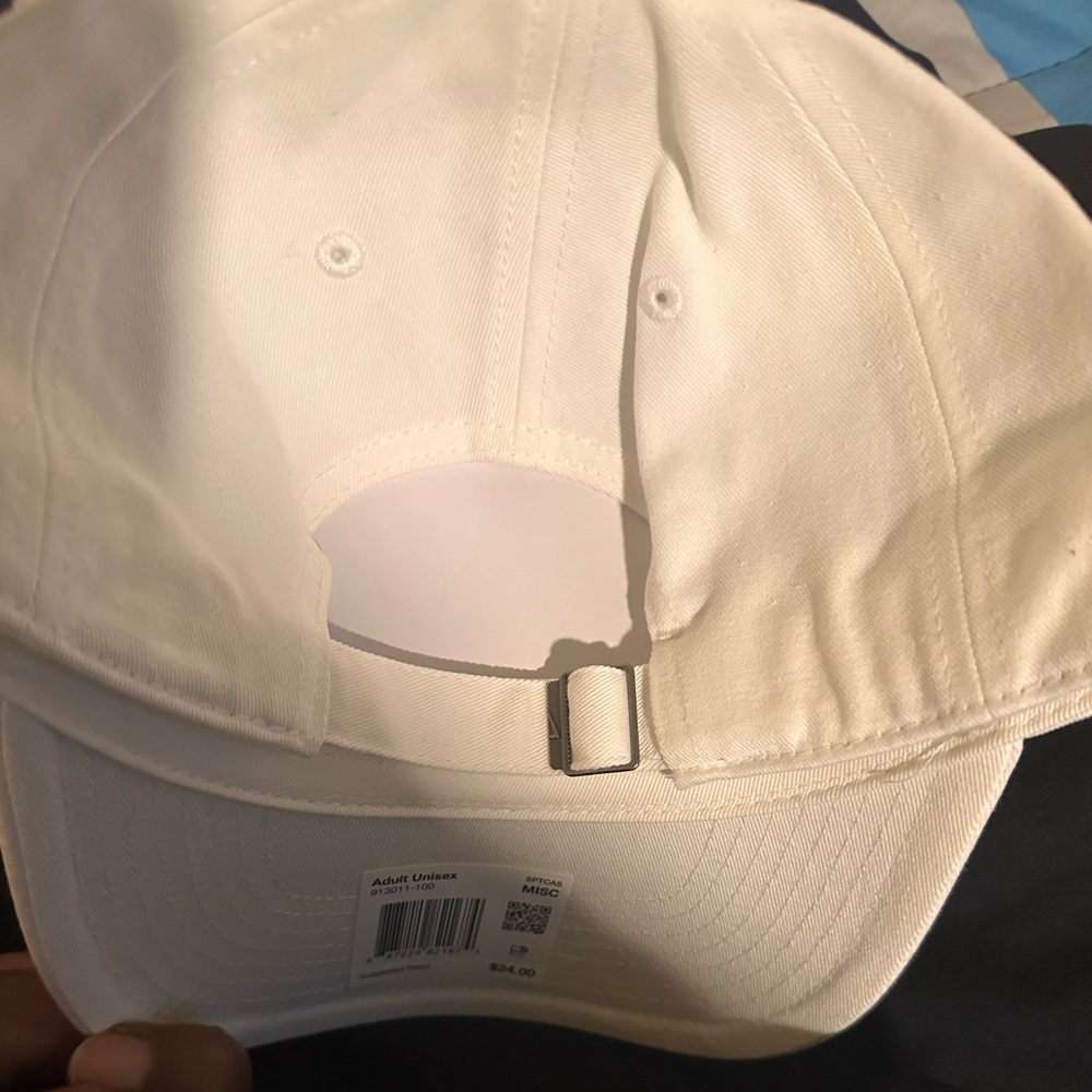 White Nike cap